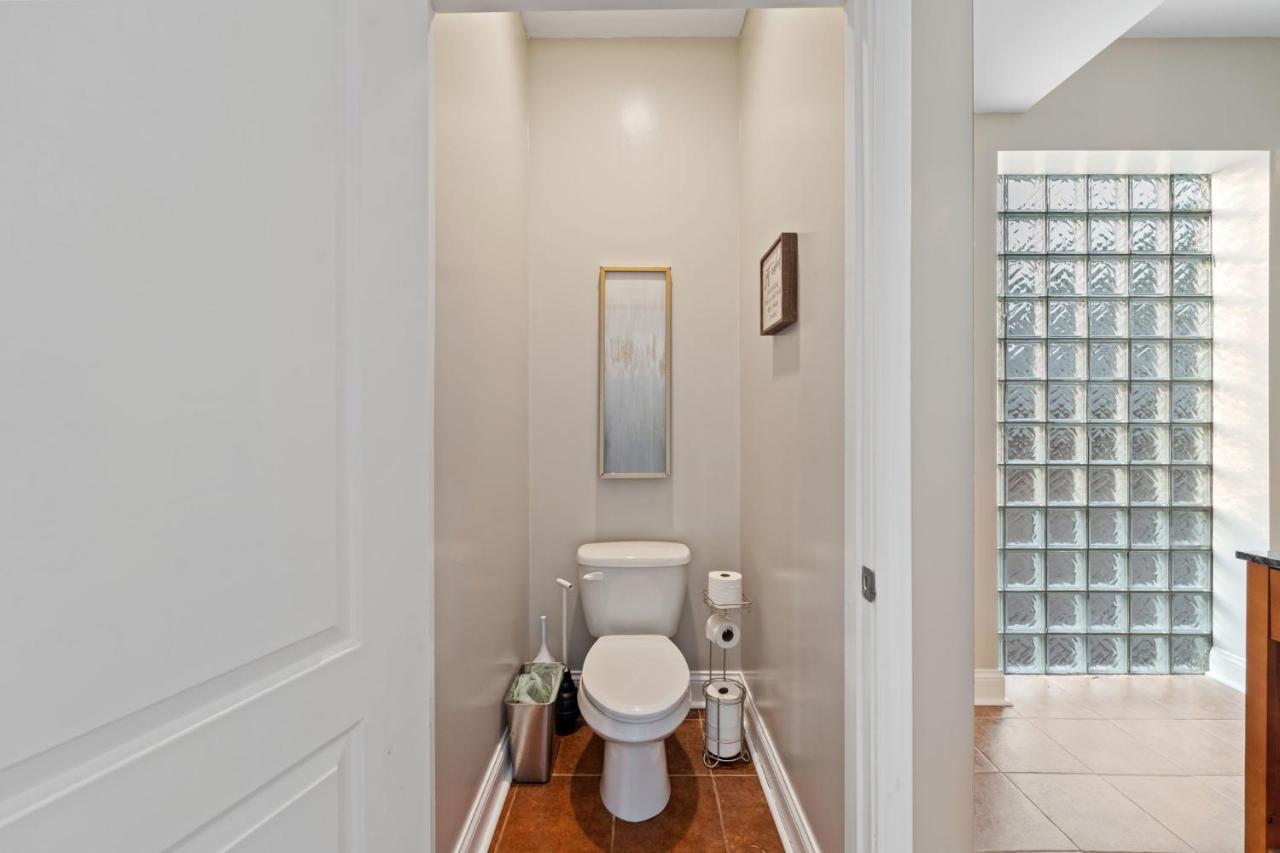 Spacious Luxury Retreat 8 Bed Oasis With 6 Baths Casa vacanze Chicago