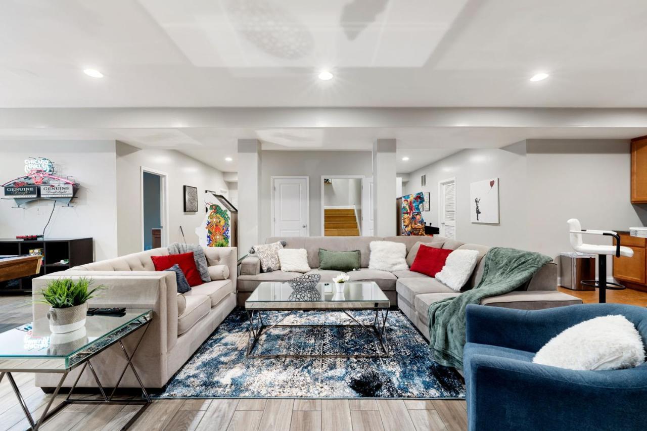 Spacious Luxury Retreat 8 Bed Oasis With 6 Baths Casa vacanze Chicago