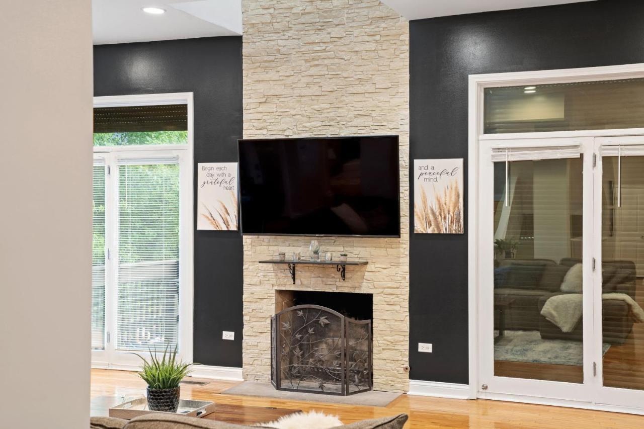Spacious Luxury Retreat 8 Bed Oasis With 6 Baths Casa vacanze Chicago