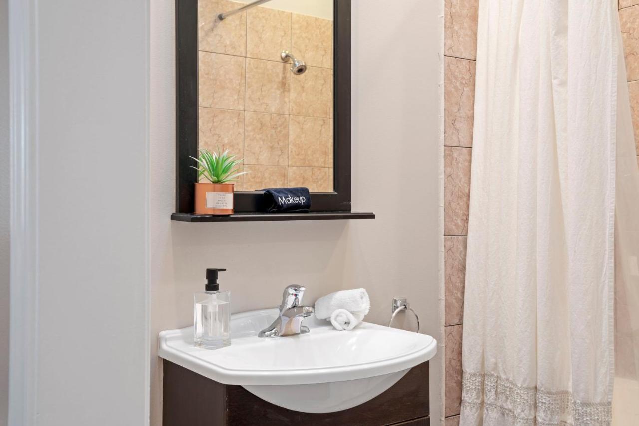 Spacious Luxury Retreat 8 Bed Oasis With 6 Baths Casa vacanze Chicago